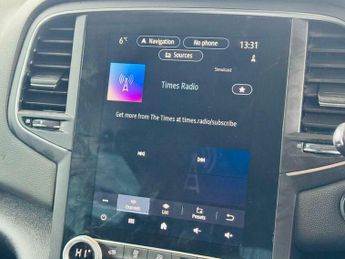 Renault Megane 1.6 E-TECH 9.8kWh RS Line Auto Euro 6 (s/s) 5dr