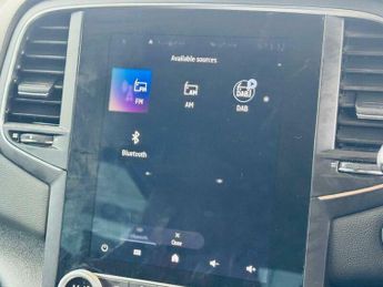 Renault Megane 1.6 E-TECH 9.8kWh RS Line Auto Euro 6 (s/s) 5dr