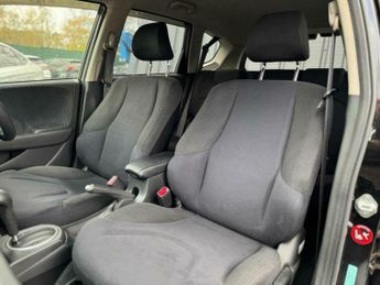 Honda Jazz 1.3h IMA HS-T CVT Euro 5 5dr