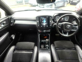 Volvo XC40 2.0 B4 MHEV R-Design Auto Euro 6 (s/s) 5dr