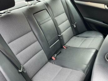 Mercedes-Benz C Class 2.1 C220 CDI BlueEfficiency Sport Auto Euro 5 4dr