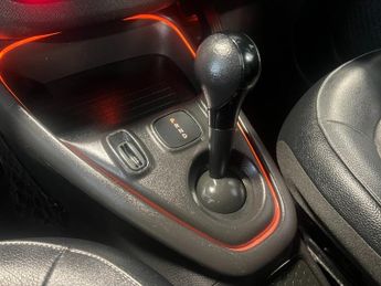 Smart ForFour 17.6kWh Exclusive Auto (22kW Charger)