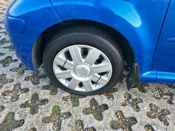 Toyota AYGO 1.0 VVT-i Blue Euro 4 5dr