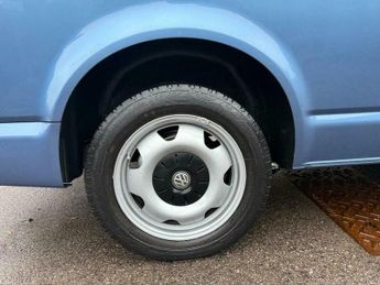 Volkswagen Transporter Shuttle 2.0 TDI SE DSG FWD LWB Euro 6 (s/s) 5dr