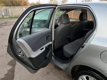 Toyota Yaris VVT-I TR MM