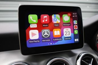 Mercedes GLA GLA 180 URBAN EDITION