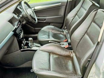 Vauxhall Astra 1.8i 16v Elite 5dr