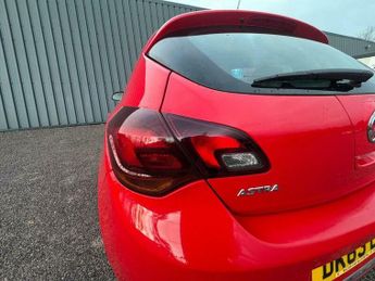 Vauxhall Astra 2.0 CDTi SRi Hatchback 5dr Diesel Auto Euro 5 (165 ps)