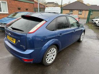 Ford Focus 1.6 Zetec 5dr