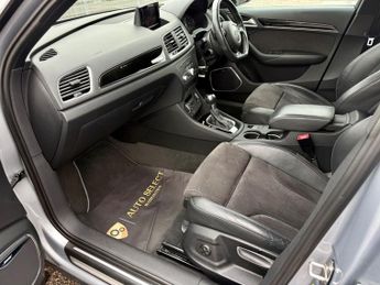 Audi Q3 TFSI QUATTRO S LINE BLACK EDITION