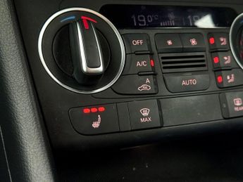 Audi Q3 TFSI QUATTRO S LINE BLACK EDITION