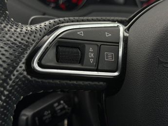 Audi Q3 TFSI QUATTRO S LINE BLACK EDITION