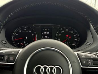 Audi Q3 TFSI QUATTRO S LINE BLACK EDITION