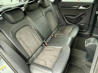 Audi Q3 TFSI QUATTRO S LINE BLACK EDITION