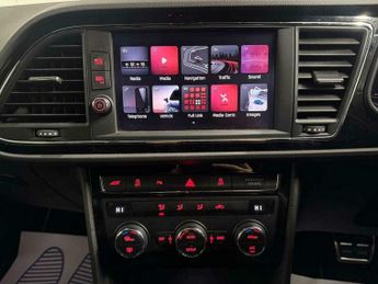 SEAT Leon 2.0 Leon Cupra 300 TSi 4Drive Semi-Auto 4WD 5dr