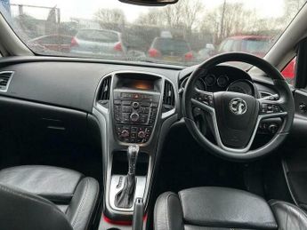 Vauxhall Astra 2.0 CDTi Elite Auto Euro 5 5dr