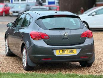 Vauxhall Astra 1.6 16v Exclusiv Auto Euro 5 5dr