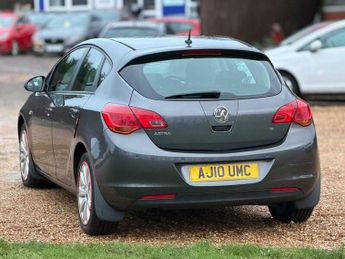 Vauxhall Astra 1.6 16v Exclusiv Auto Euro 5 5dr
