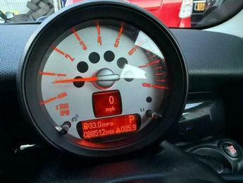 MINI Hatch 1.6 Cooper Hatchback 3dr Petrol Steptronic Euro 5 (122 ps)