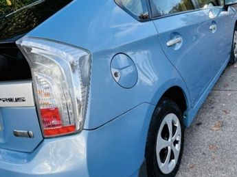 Toyota Prius 1.8 VVT-h Hatchback 5dr Petrol Plug-in Hybrid CVT Euro 5 (s/s) (