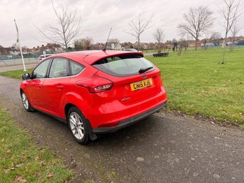 Ford Focus 1.6 Zetec Powershift Euro 6 5dr