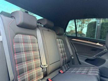 Volkswagen Golf GTi 2.0 TSI BlueMotion Tech GTI DSG Euro 6 (s/s) 5dr