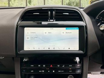 Jaguar F-Pace PORTFOLIO