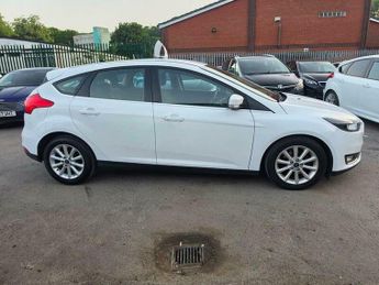 Ford Focus 1.0T EcoBoost Titanium Auto Euro 6 (s/s) 5dr