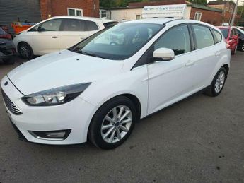 Ford Focus 1.0T EcoBoost Titanium Auto Euro 6 (s/s) 5dr