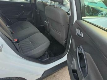 Ford Focus 1.0T EcoBoost Titanium Auto Euro 6 (s/s) 5dr