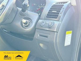 Chevrolet Captiva 2.0 VCDi LTZ SUV 5dr Diesel Auto 4WD Euro 4 (7 Seats) (148 bhp)