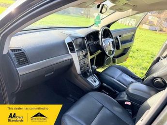 Chevrolet Captiva 2.0 VCDi LTZ SUV 5dr Diesel Auto 4WD Euro 4 (7 Seats) (148 bhp)