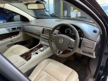 Jaguar XF 3.0d S V6 Portfolio Auto Euro 5 4dr