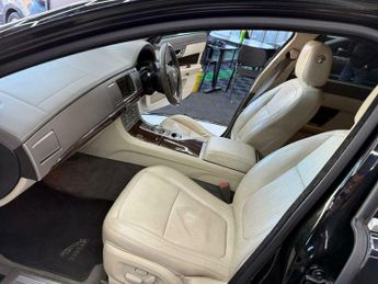 Jaguar XF 3.0d S V6 Portfolio Auto Euro 5 4dr