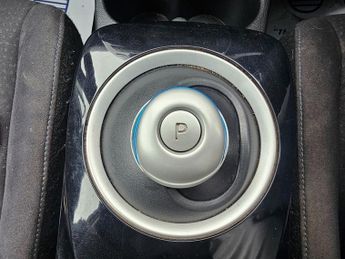 Nissan Leaf 24kWh Acenta Auto 5dr