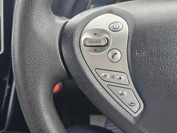 Nissan Leaf 24kWh Acenta Auto 5dr