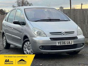 Citroen Xsara Picasso 2.0i 16V Exclusive 5dr