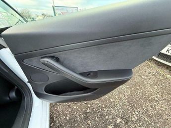 Tesla Model 3 (Dual Motor) Long Range Saloon 4dr Electric Auto 4WDE (346 ps)