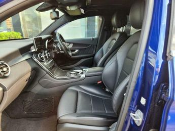 Mercedes-Benz C Class 2.1 GLC220d AMG Line (Premium) Coupe G-Tronic 4MATIC Euro 6 (s/s