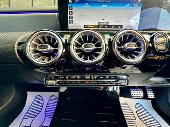 Mercedes A Class A 200 D AMG LINE PREMIUM 2