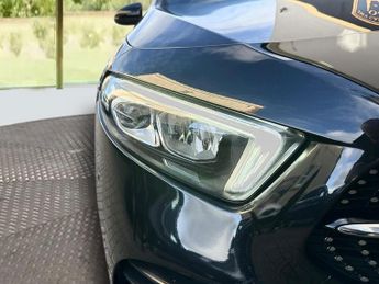 Mercedes A Class A 200 D AMG LINE PREMIUM 2