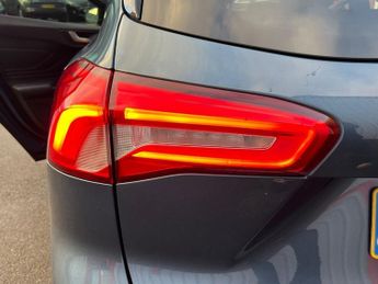 Ford Focus 2.0 EcoBlue ST-Line X Auto Euro 6 (s/s) 5dr