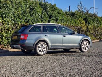 Skoda Octavia SCOUT TDI DSG