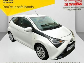 Toyota AYGO VVT-I X-PLAY X-SHIFT TSS