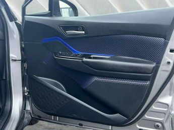 Toyota C-HR 1.8 VVT-h Dynamic CVT Euro 6 (s/s) 5dr