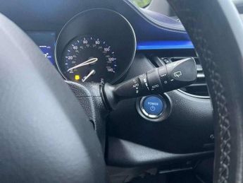 Toyota C-HR 1.8 VVT-h Dynamic CVT Euro 6 (s/s) 5dr