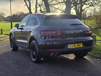 Porsche Macan D S PDK