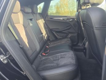 Porsche Macan D S PDK