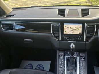 Porsche Macan D S PDK