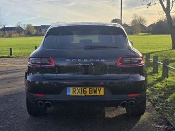 Porsche Macan D S PDK